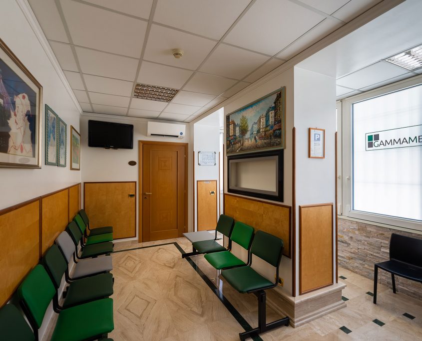 Sala d'aspetto - Studio Gamma Medica Sala d'aspetto - Studio Gamma Medica