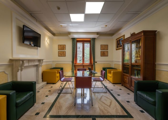 Sala Riunioni – Studio Gamma Medica Sala Riunioni - Studio Gamma Medica